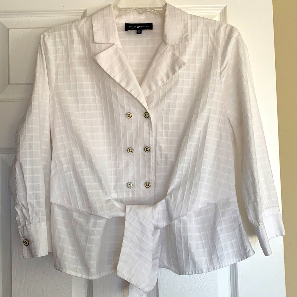 NWOT JNY signature blouse